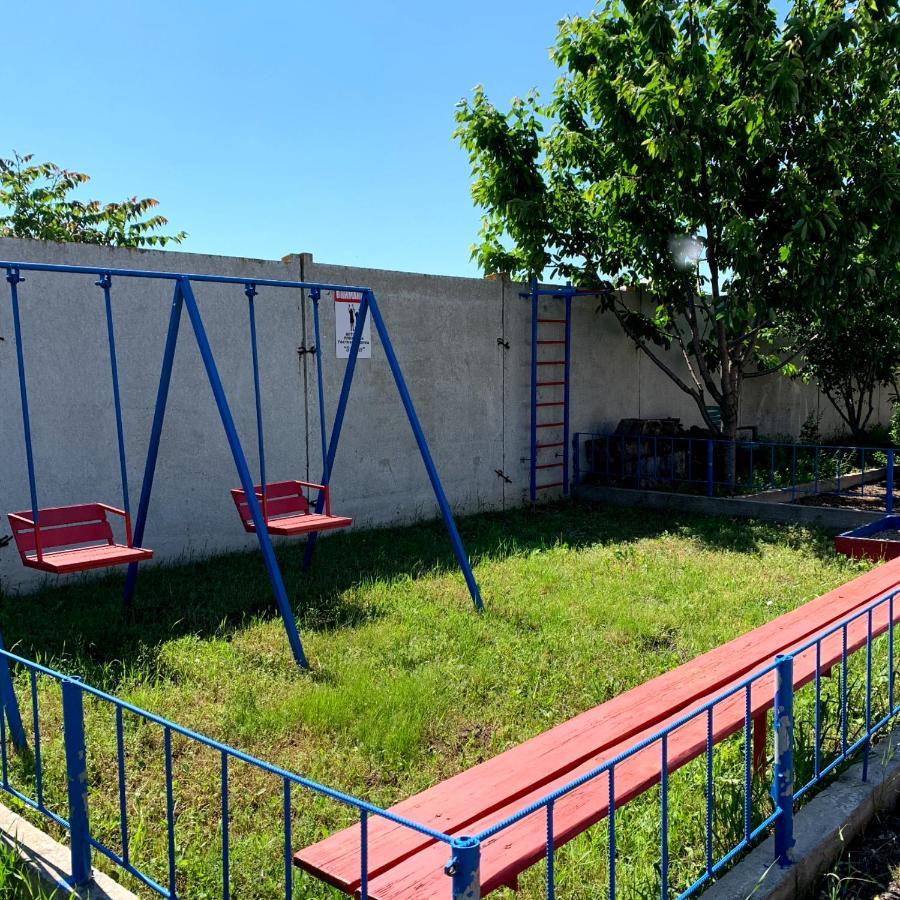 Guest House Santin Çornomorsk Dış mekan fotoğraf