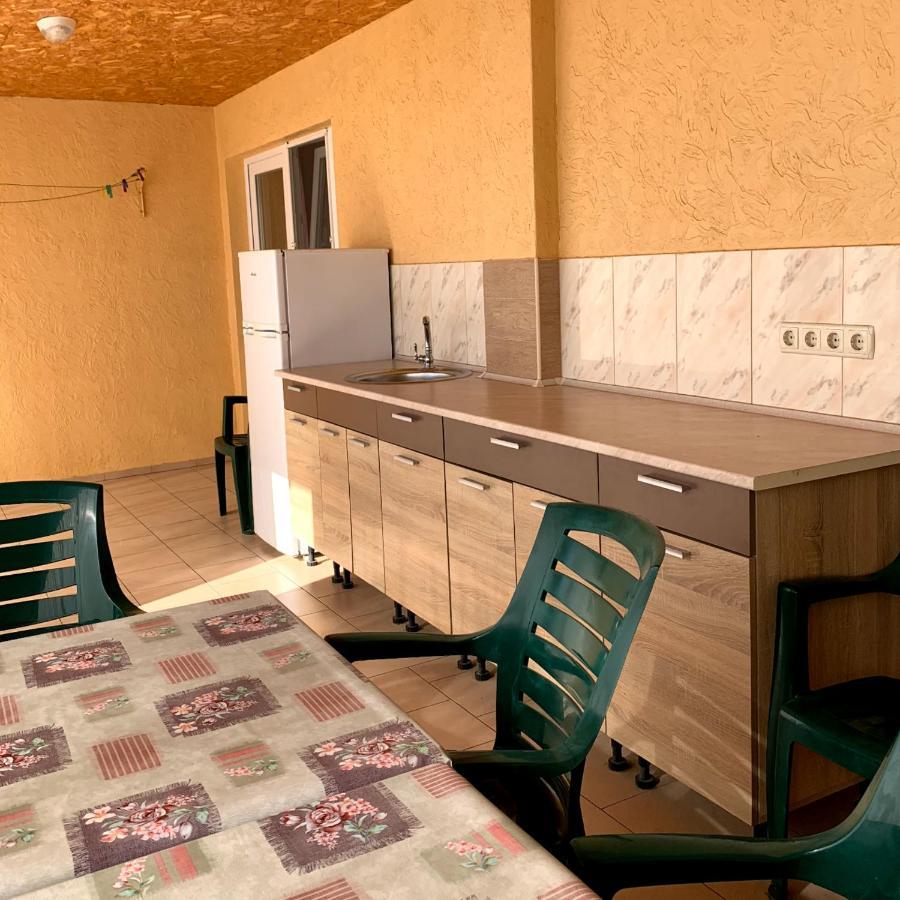 Guest House Santin Çornomorsk Dış mekan fotoğraf
