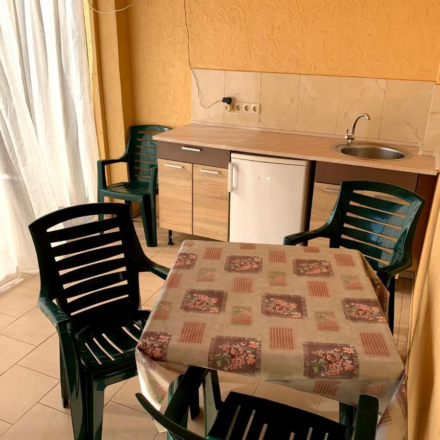 Guest House Santin Çornomorsk Dış mekan fotoğraf