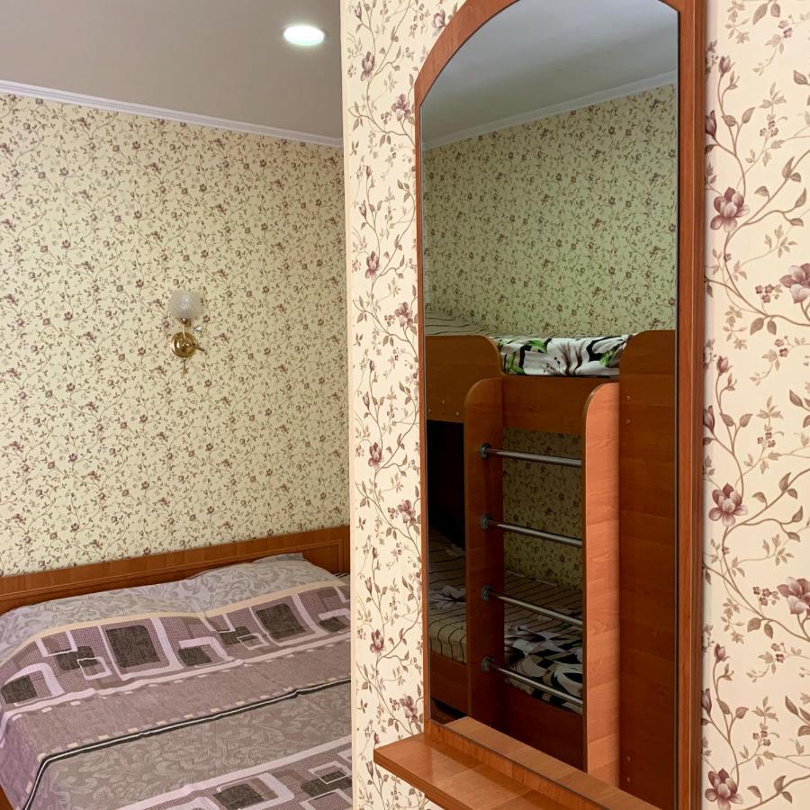 Guest House Santin Çornomorsk Dış mekan fotoğraf
