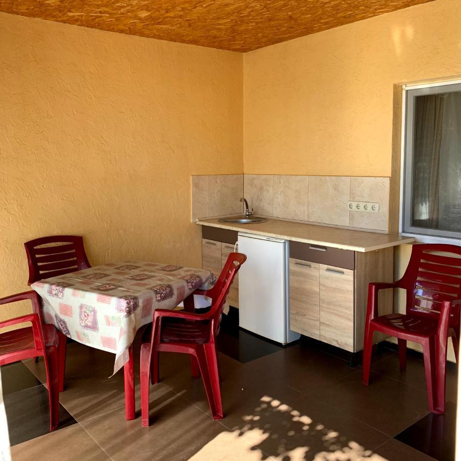 Guest House Santin Çornomorsk Dış mekan fotoğraf