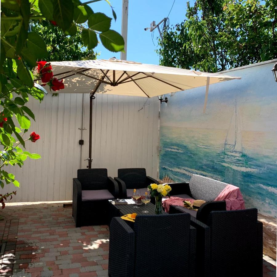 Guest House Santin Çornomorsk Dış mekan fotoğraf