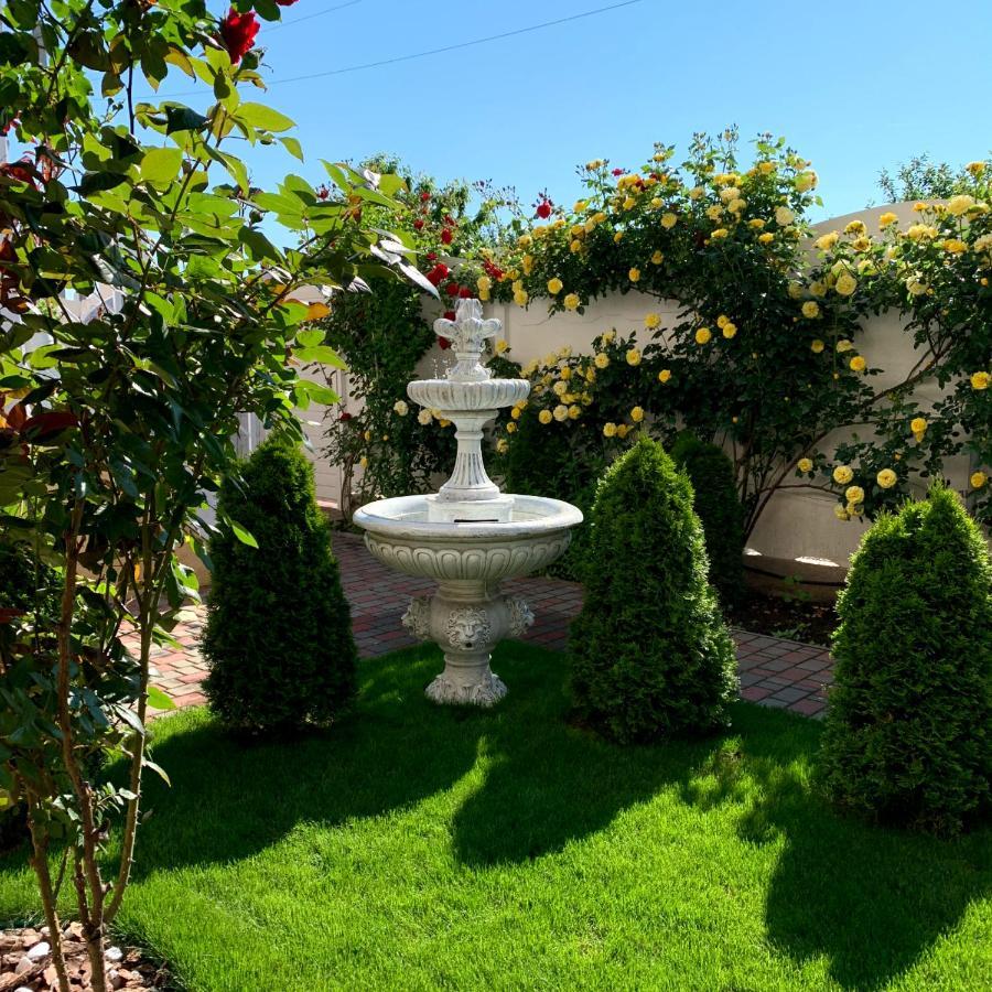 Guest House Santin Çornomorsk Dış mekan fotoğraf
